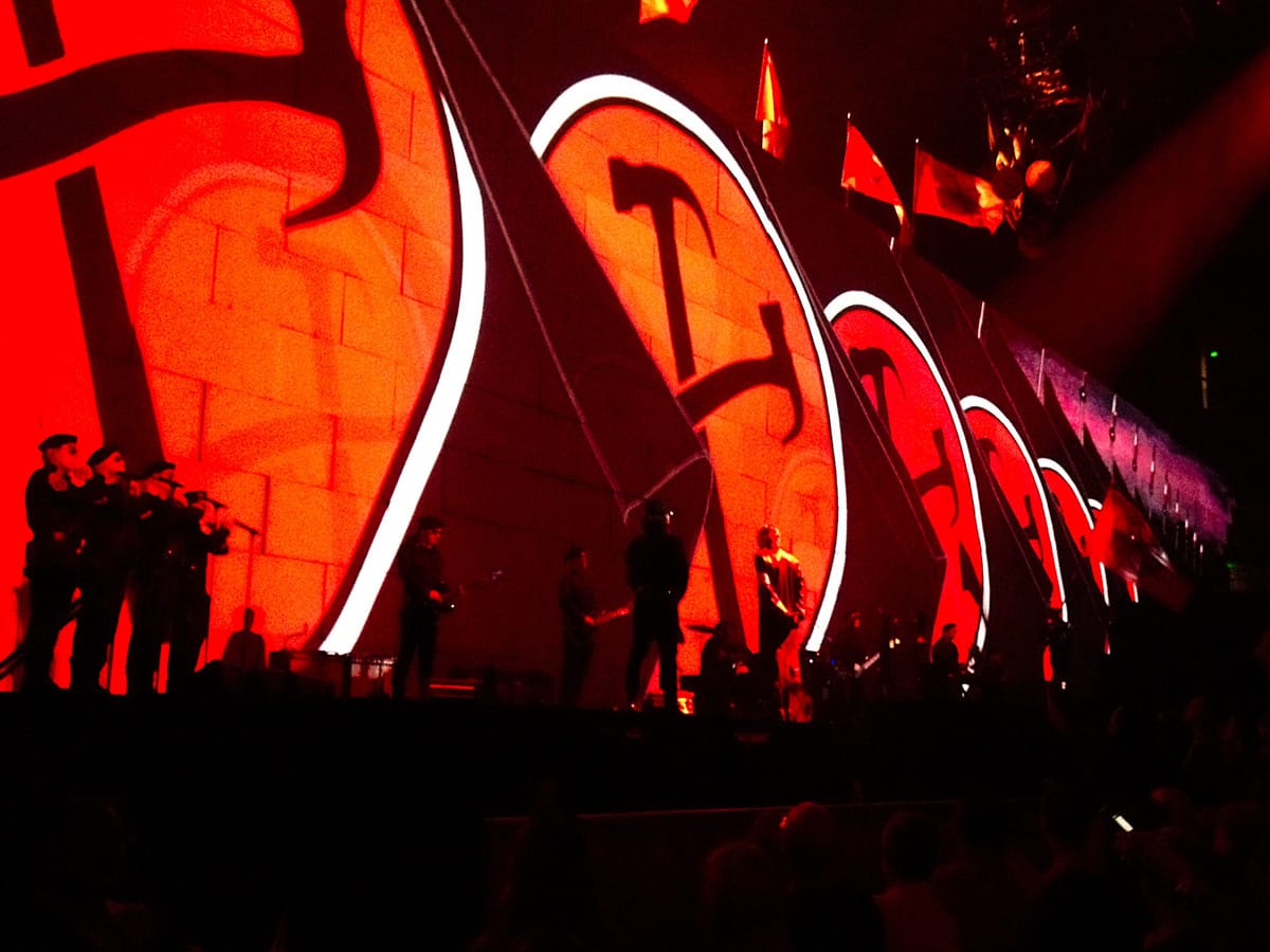 MIX Touring - Roger Waters - The Wall Tour