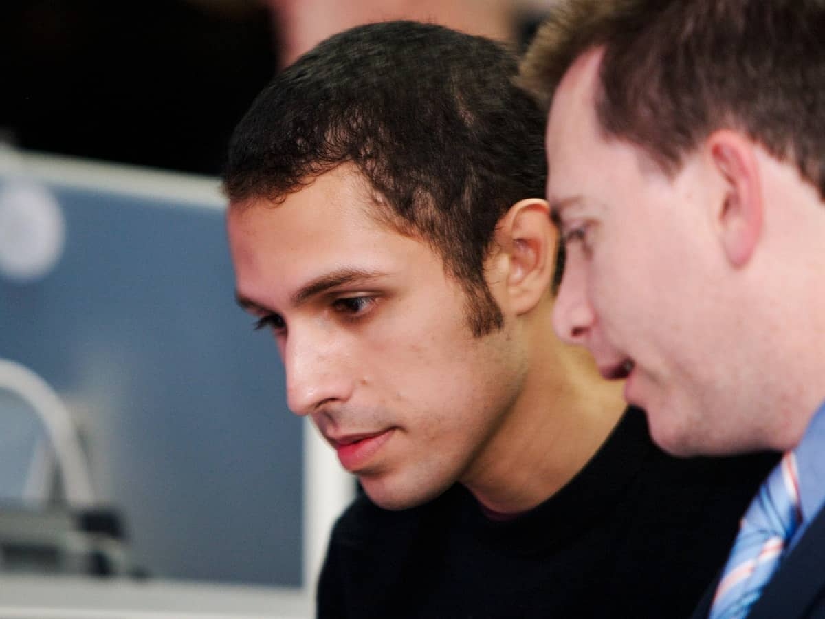 MacSpecialist _ Apple Specialist _ Villa Park IL _ Staff _ Mario assisting a client